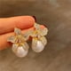 thumbnail image 2 of Pendientes de flor de lirio con diamantes superbrillantes y aguja de plata S925 para mujer, elegantes y ligeros pendientes de perlas, pendientes distintivos que combinan con todo, 2 of 6