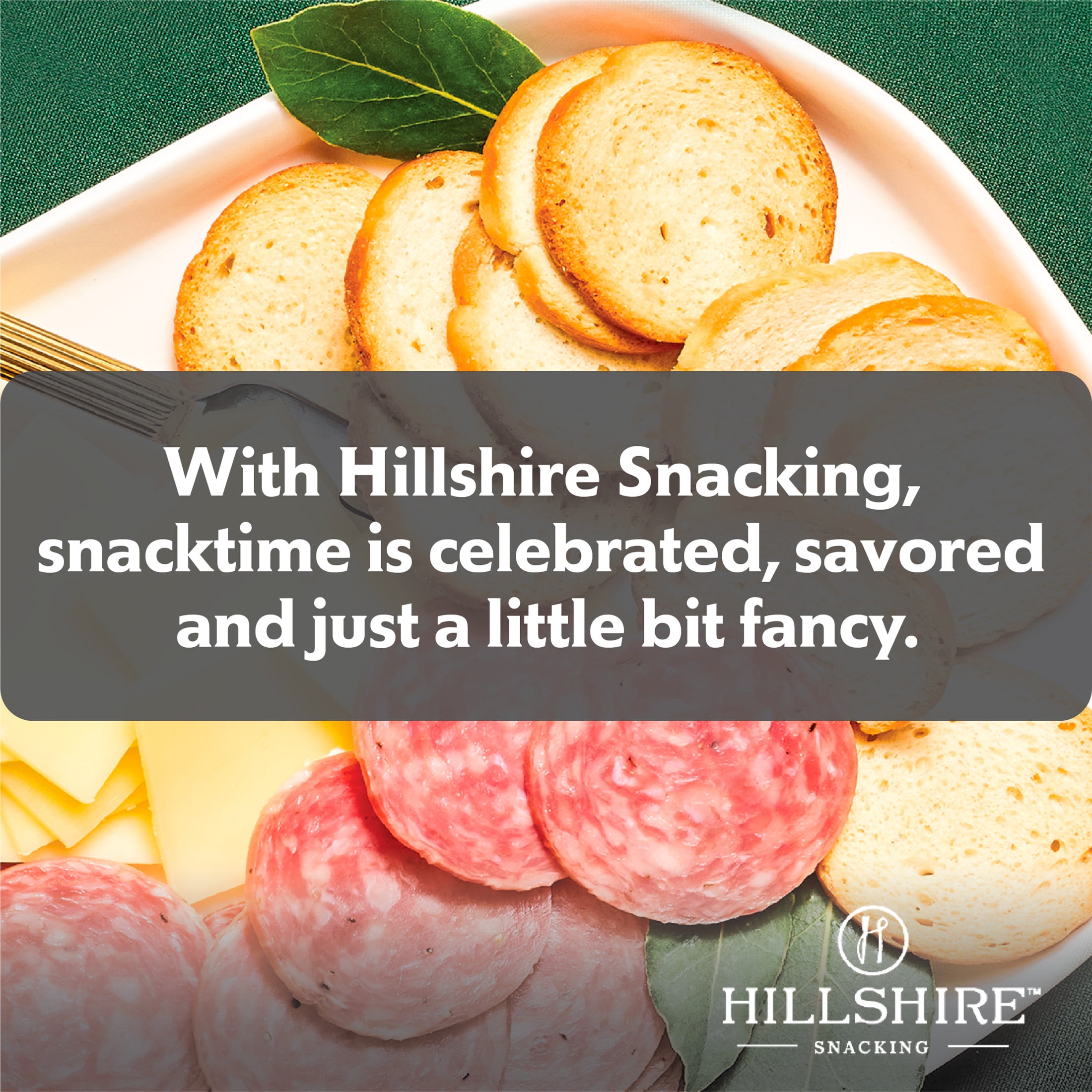 Hillshire Snacking Protein Genoa Salami, White Cheddar Cheese, Toasted Rounds Meat Snack Kit, 2.76 oz (Refrigerated)