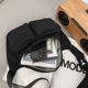 thumbnail image 5 of Bolsa Riñonera de lona Unisex para hombre y mujer de hombro Ehuebsd de estilo Hip Hop a la moda bandolera grande para teléfono, 5 of 9