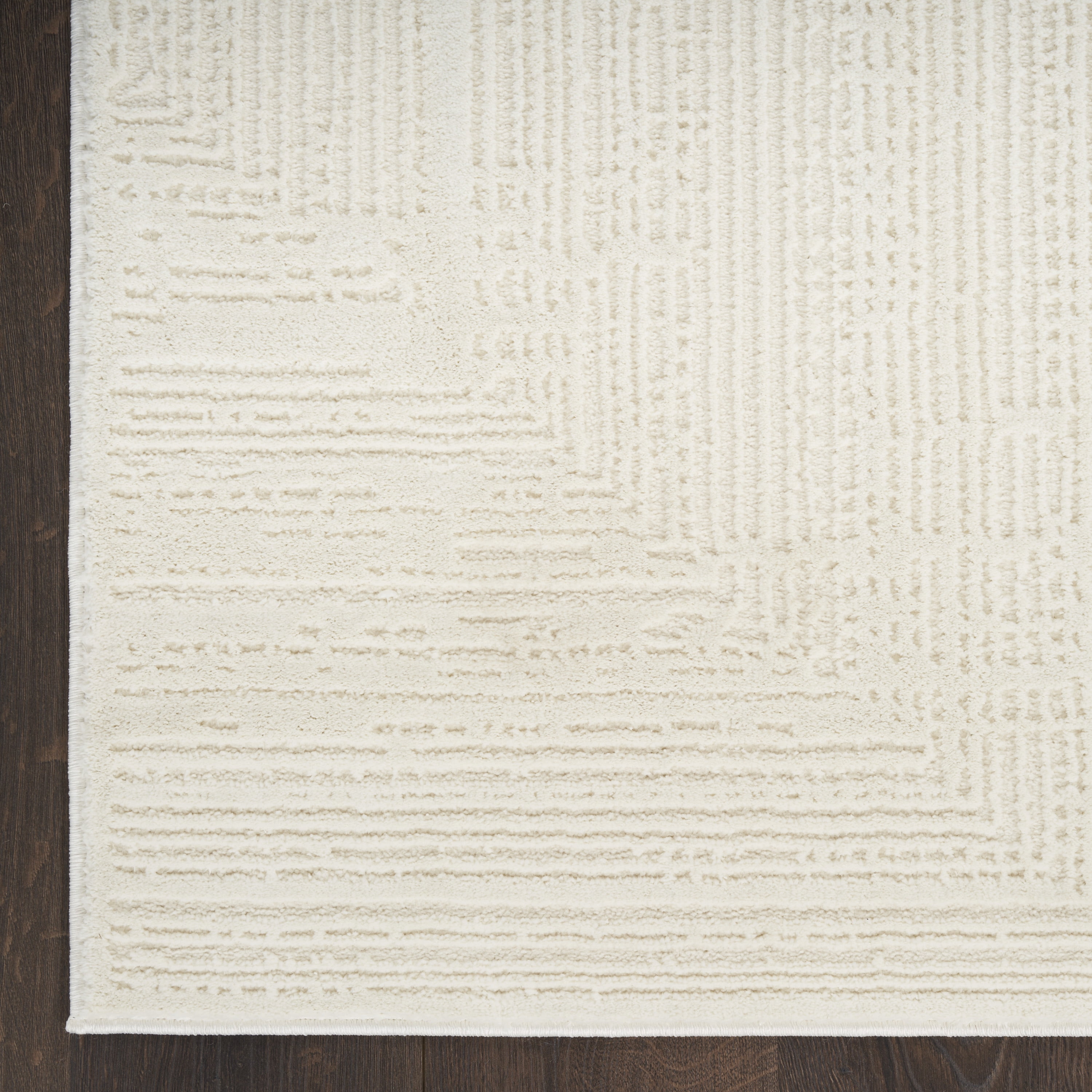 Nourison Eco-Friendly Modern Ivory 5'3" x 7'3" Area Rug (5x7)