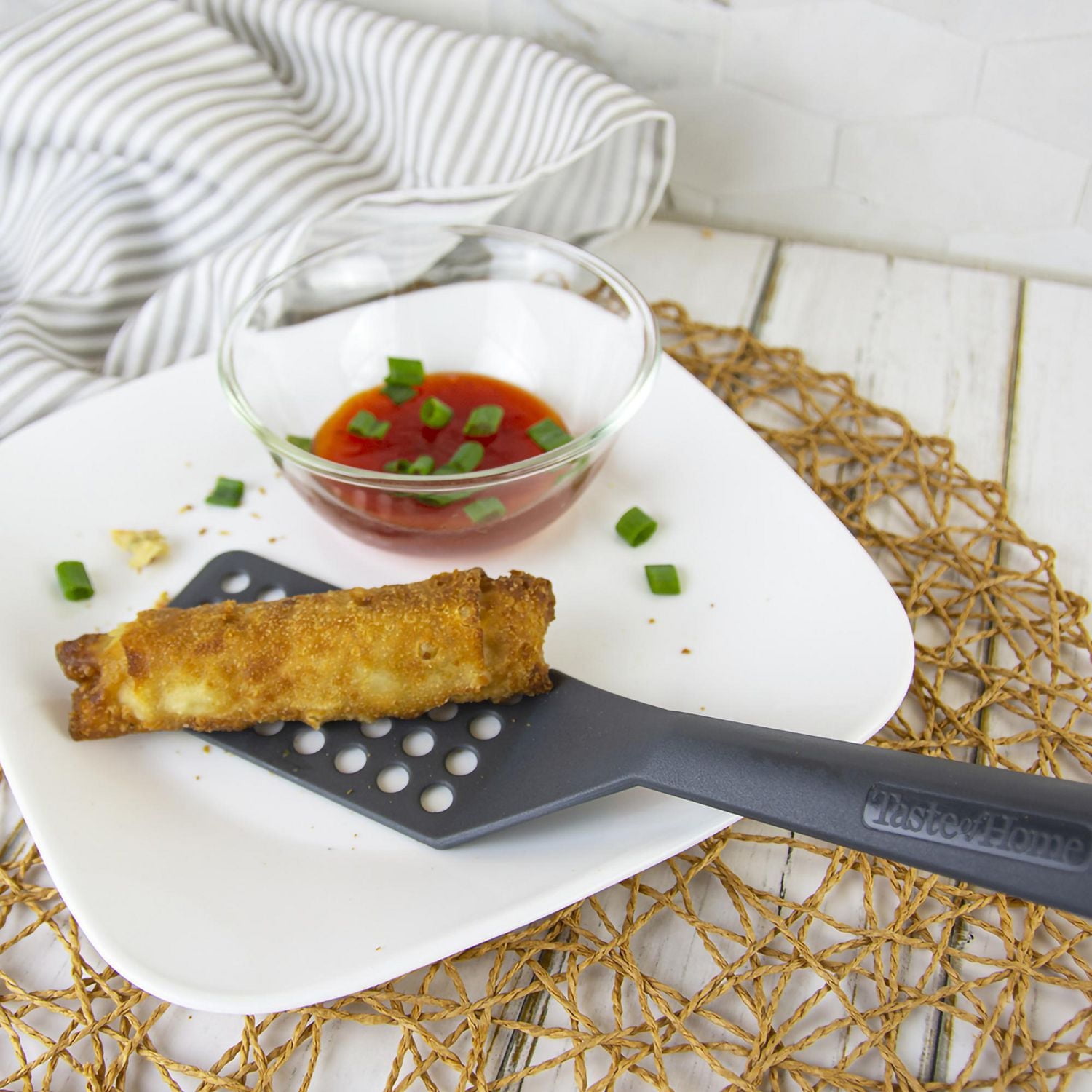 Taste of Home Skillet Bundle, 1 10inch Cast Iron Skillet and 1 Vented Spatula