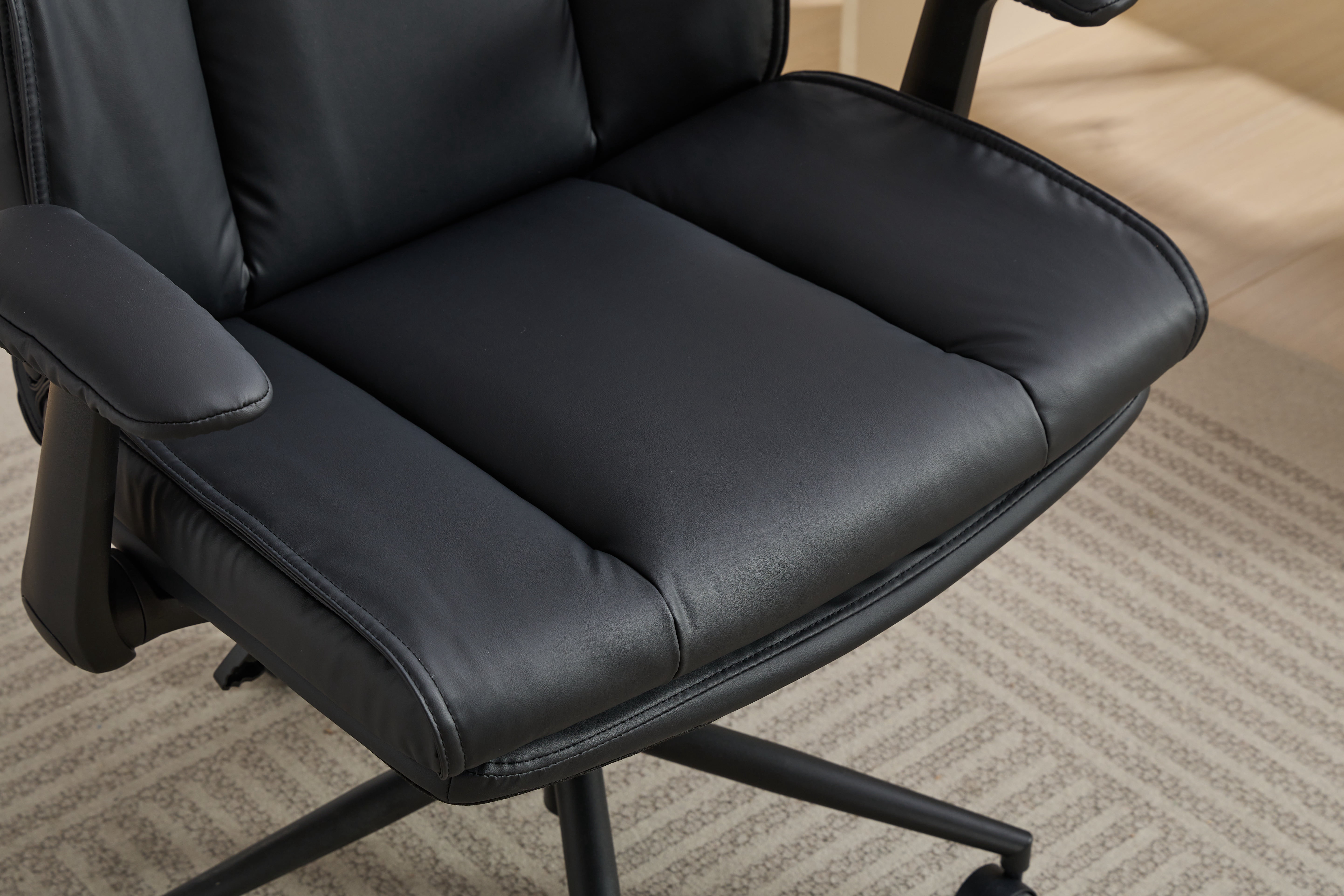 Cross Legged Office Chair on Wheels, Comfy Swivel Chair with Wide Seat for Home Office, Vanity, Ergonomic Desk Chair Adjustable, Black