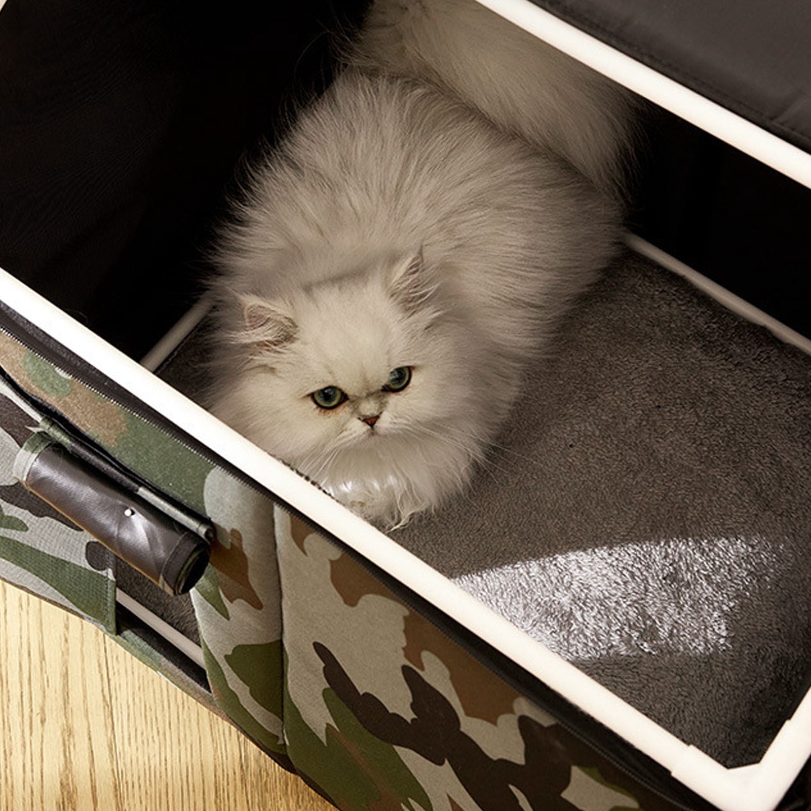 YAHHU Foldable Cat House Water Resistant Enclosed Multi Functional Pet Bed Cave Shelter for Indoor and Outdoor Felines Size XL (23.62 inches / 60.00 cm)