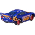 thumbnail image 4 of Vehículo Die-cast Lightning McQueen de Cars 3 de Mattel, 4 of 7