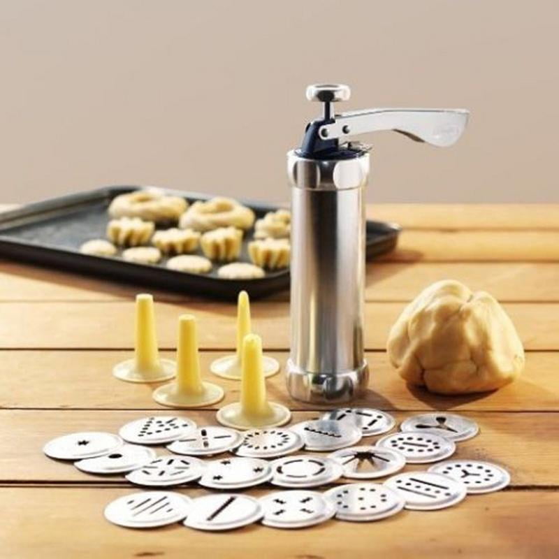 Squeezer Cookie Press Biscuit Maker with Icing Tips Comfort Grip