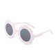thumbnail image 1 of Gafas de sol infantiles con flores Gafas de sol redondas con flores para niñas en edad preescolar Gafas de sol bonitas para bebés Gafas de sol de colores para la playa y el aire libre, 1 of 3