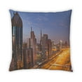 thumbnail image 2 of Ahgly Company Sites Burj Khalifa Coussin Intérieur, 18 Pouces par 18 Pouces, 2 of 6