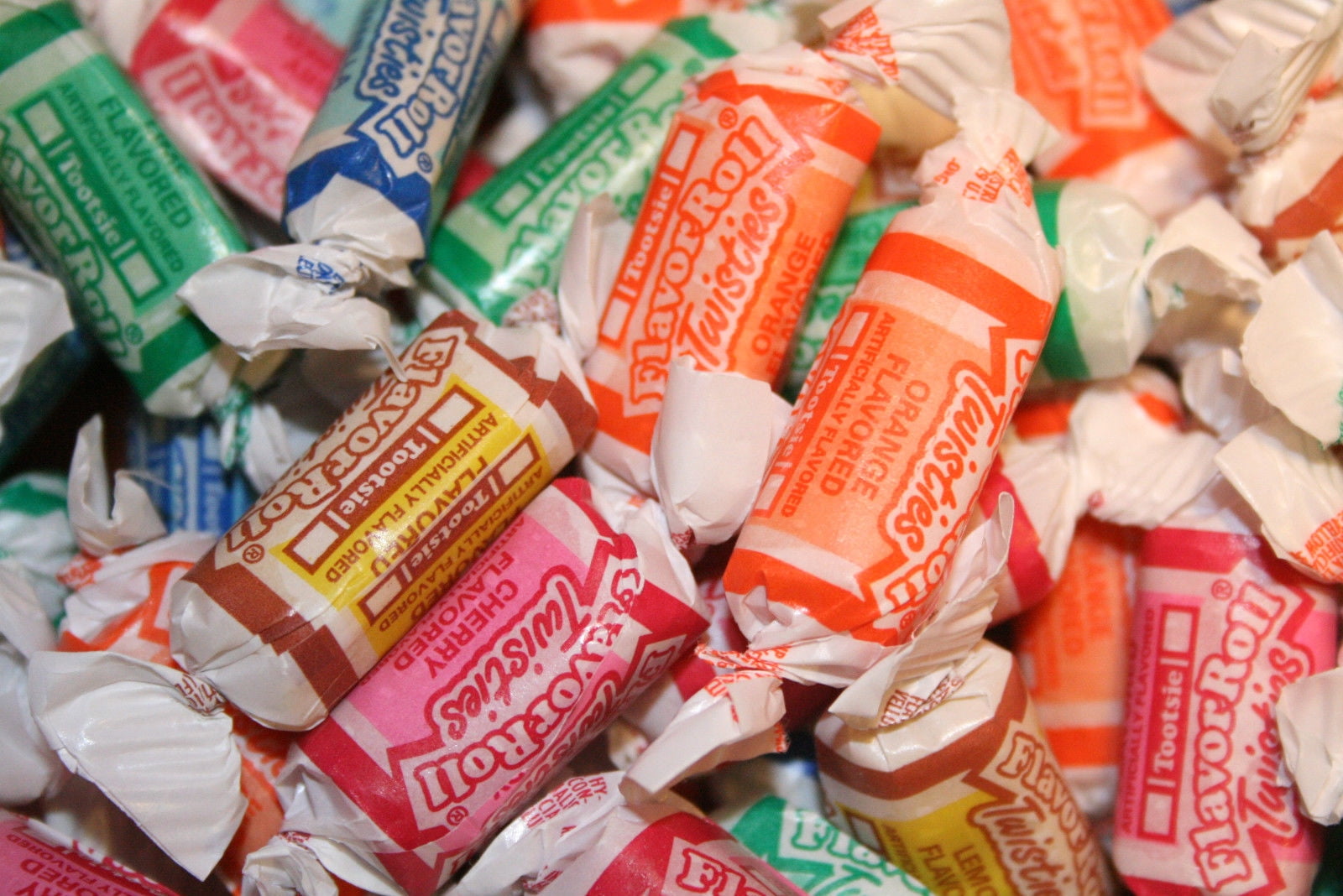 BAYSIDE CANDY TOOTSIE FRUIT ROLL, 1LB