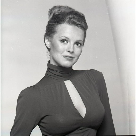 Cheryl Ladd - Key Hole Dress B/W Photo Print (8 x 10)