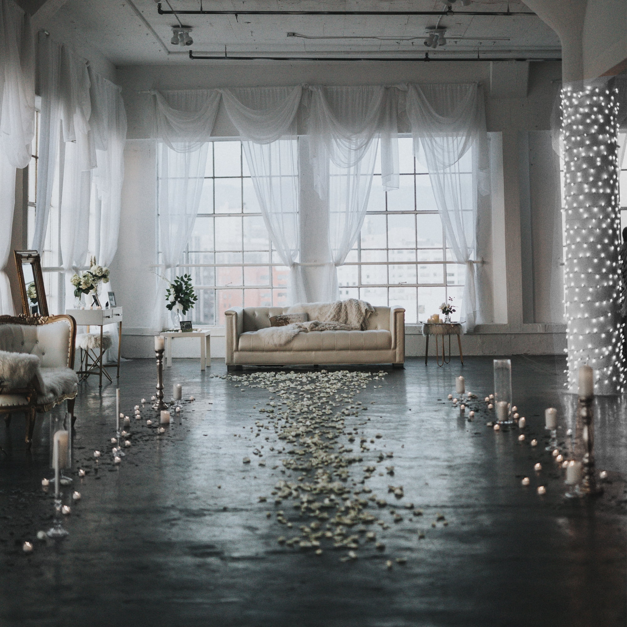 Northlight LED Net Style Column Wrap Christmas Lights - 2' x 8' - Pure White - White Wire