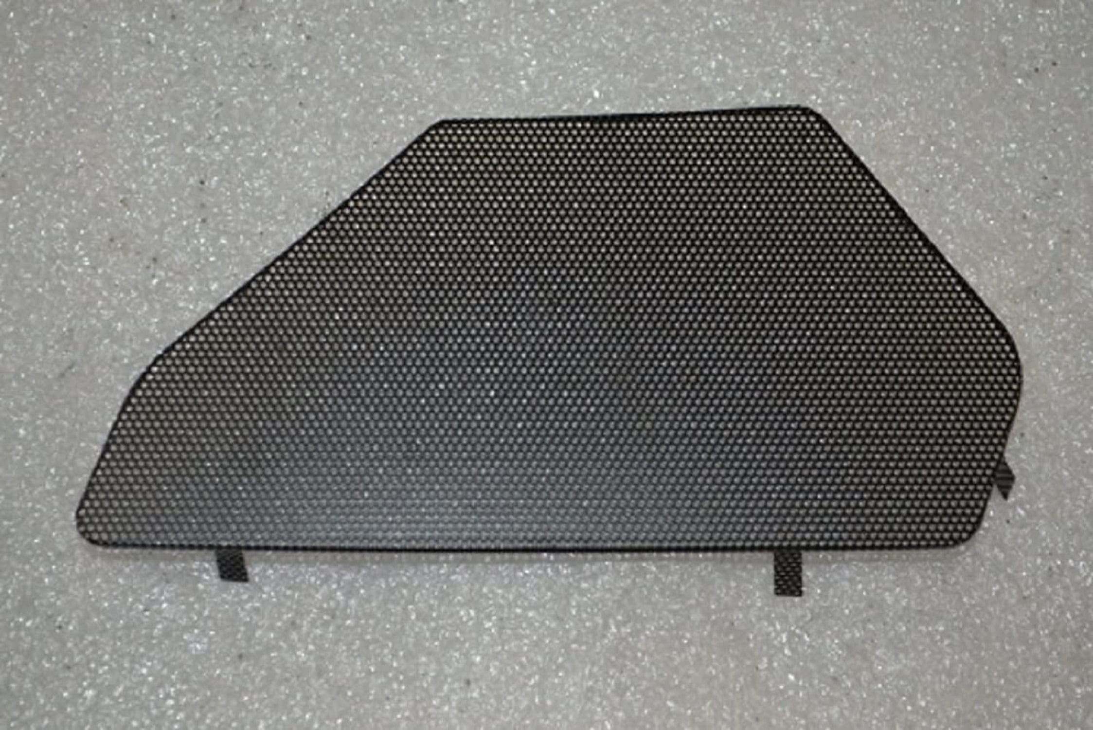 Hydra Fitness Exchange Left Metal Mesh Horn Cover 1000225223 Works CT9.3 TM444B Treadmill