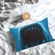 thumbnail image 5 of Fotbe Open-Mouthed Shark Funda de Almohada Decorativa Estilo Occidental, Lujo en Algodón, Fundas para Almohadas King, Cojín Estampado para Decoración del Hogar-14"x20", 5 of 6