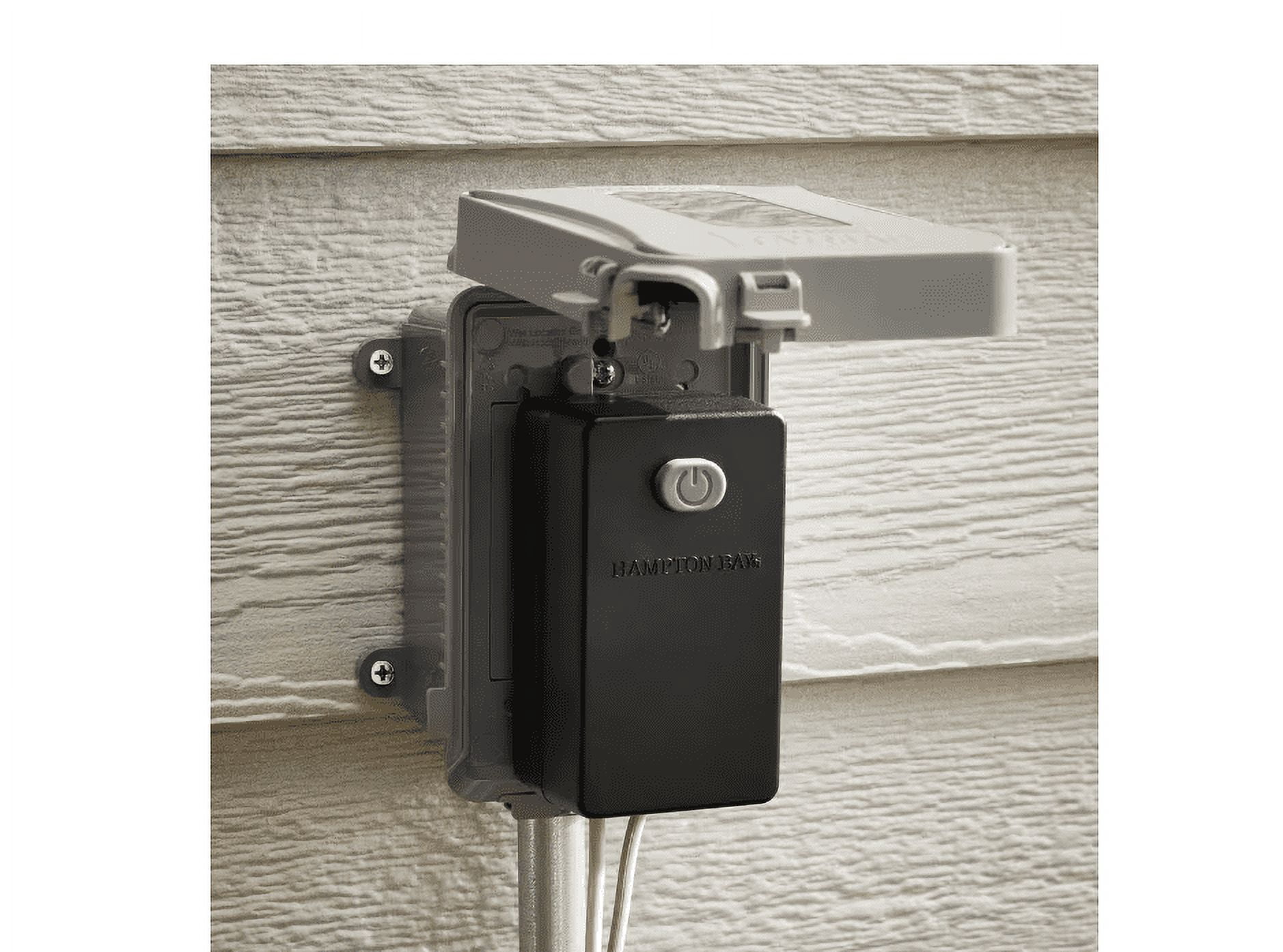 Hampton Bay Low Voltage 30-Watt Landscape 15-Volt Plug-in Transformer for Use with Smart Low Voltage Products