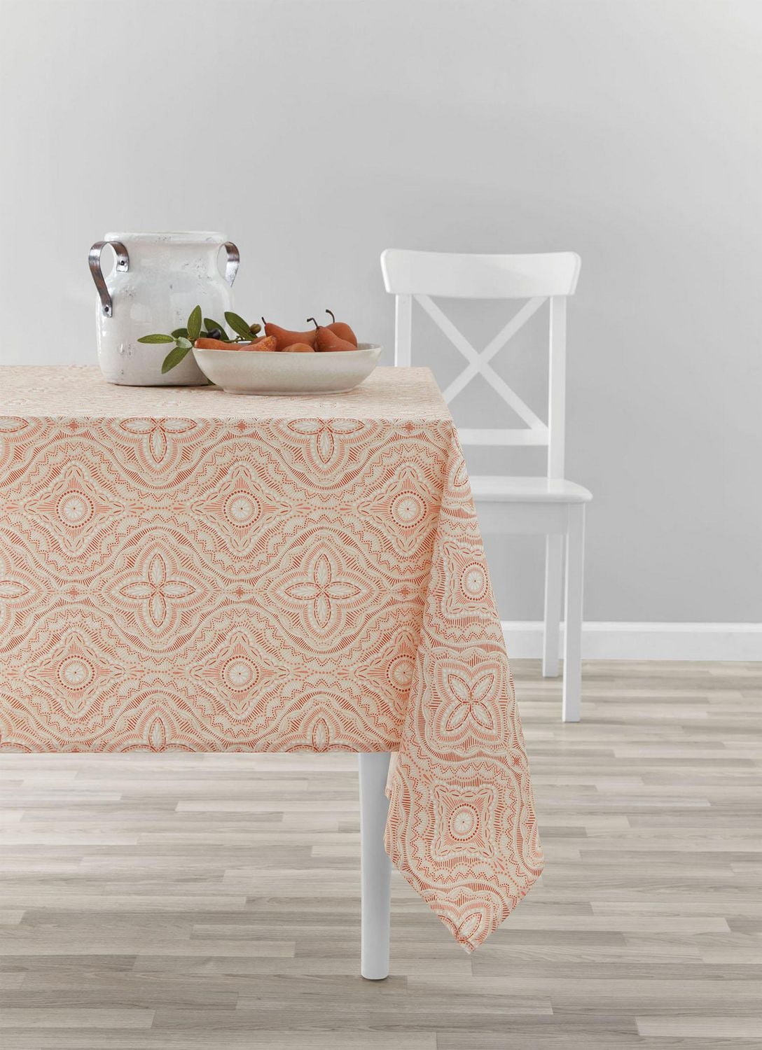 Mainstays Fabric Tablecloth, Cotton-polyester blend