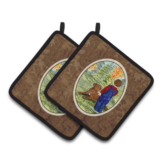Carolines Treasures SS8547PTHD Little boy with his Chesapeake Bay Retriever Pair of Pot Holders, 7.5HX7.5W, multicolor
