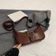 thumbnail image 3 of Axala Versátil Bolso Retro Cuerpo Cruzado Casual Con Correa Ajustable Metal, 3 of 9