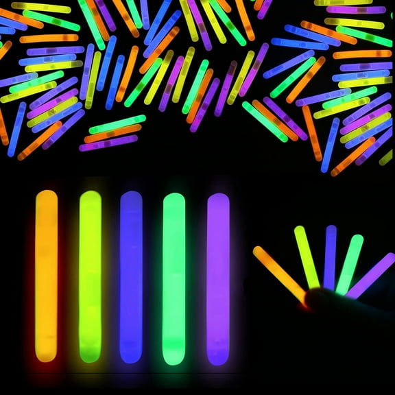 XUYAN 10ml Mini Glow Sticks Random Colors Toys Party Favors for Kids Easter Basket Christmas Halloween Outside Toys for Kids