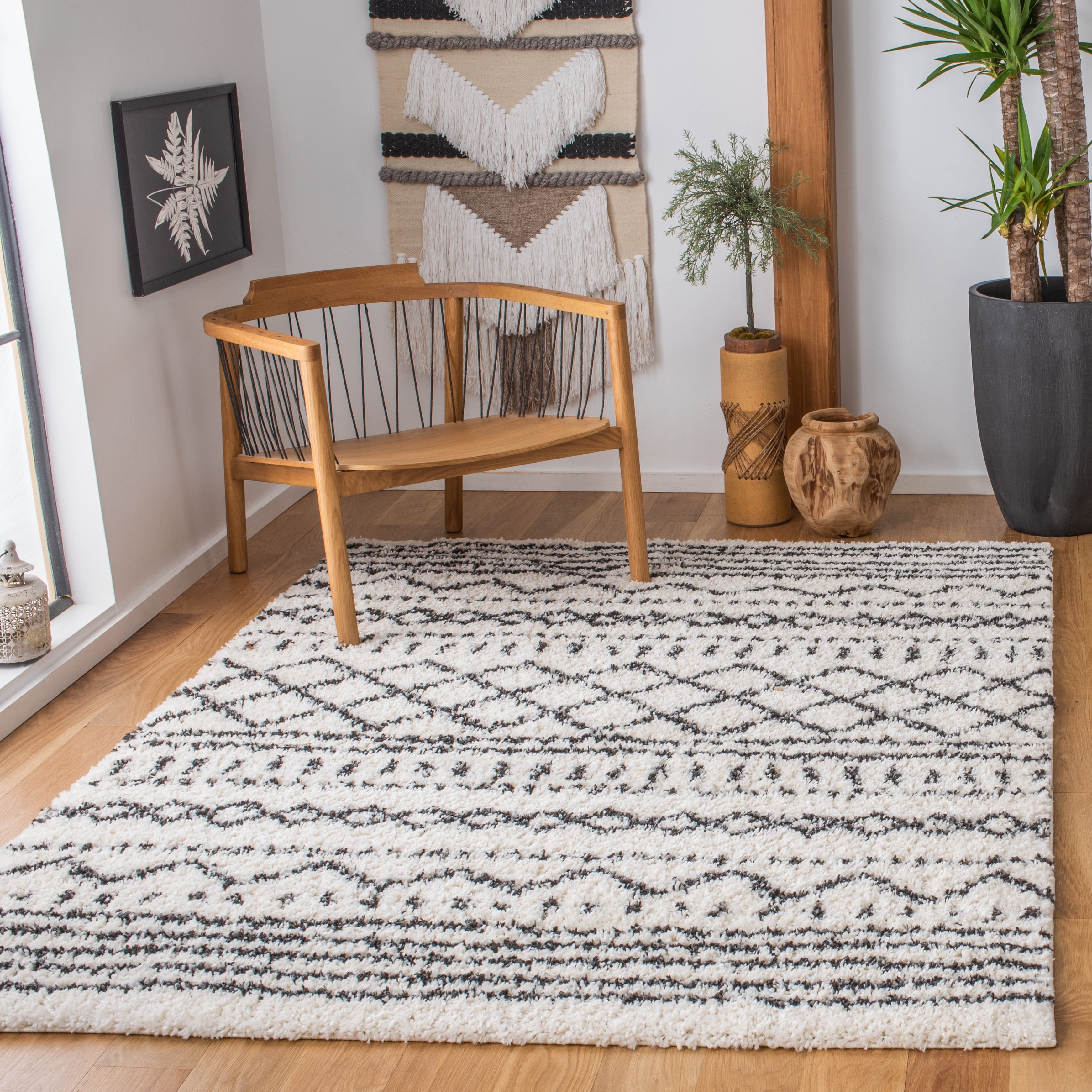 Safavieh Arizona Teagan Geometric Shag Area Rug, Ivory/Black, 6' x 8'