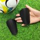 thumbnail image 2 of 5 Piezas de Espinilleras Negras, Mini Espinilleras, Espinilleras de Fútbol Resistentes Al Desgaste y Amortiguadoras, Espinilleras de Entrenamiento de Fútbol, 2 of 5