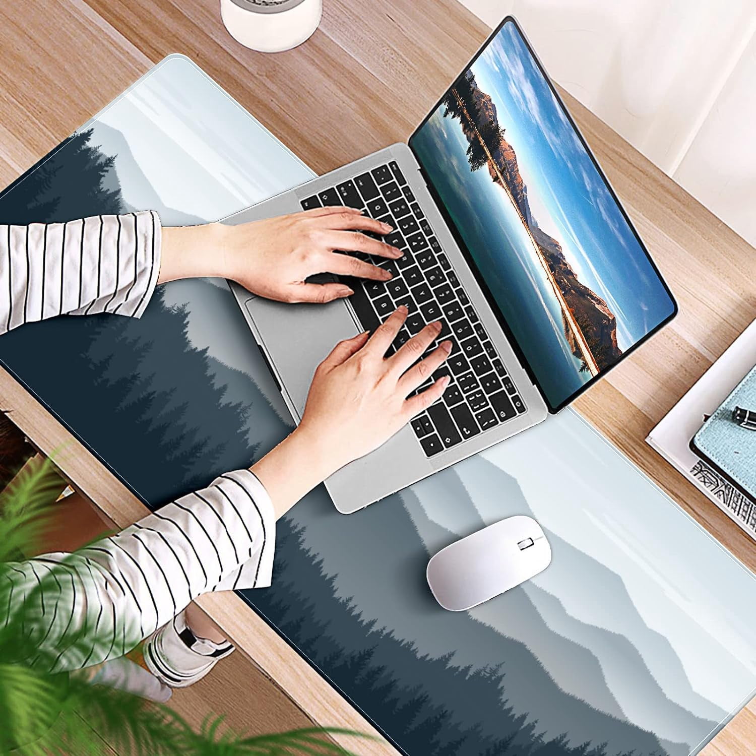 Mountain Tree Desk Mat, Desk Accessory, Cute Workspace, Trendy Workspace, Trendy, 35.4x15.7in Large Gaming Mouse Pad, Cute Desk Topper, Pretty Desk Pad