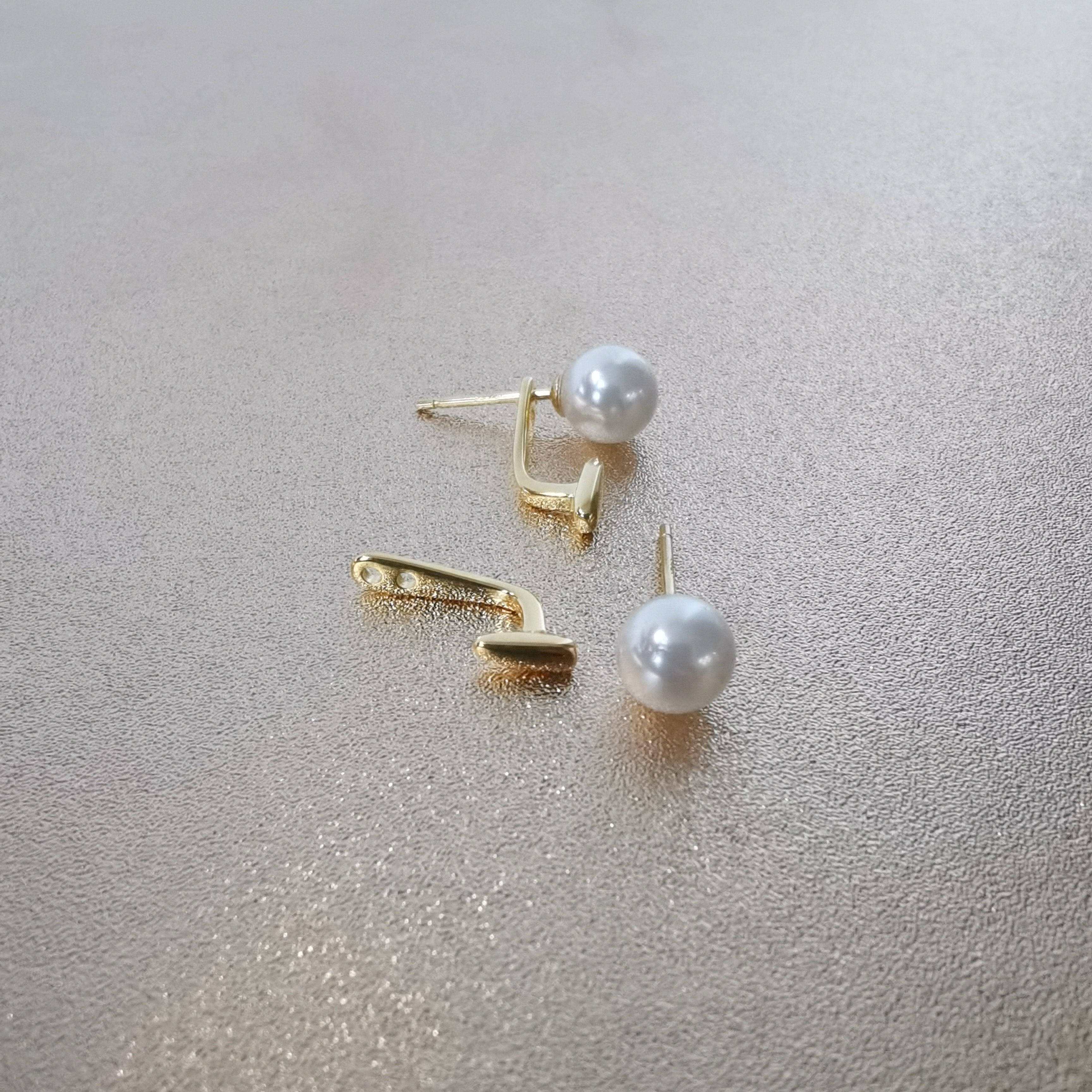 Dainty Pearl Stud Earrings, Gold, Silver, Freshwater Pearl Earrings, Front Back Earrings, Minimalist Pearl Earrings, Bridal Wedding Earrings, Bridesmaid Gift