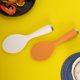 thumbnail image 1 of Cuchara de Arroz Antiadherente para Uso Doméstico | Diseño de Plástico con Textura Antiadherente | Fácil de Colgar | Blanco o Naranja | 1 Pieza, 1 of 6