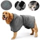 thumbnail image 3 of Toalla de albornoz para perros con capucha con correa ajustable, microfibra de secado rápido, superabsorbente para mascotas, perros y gatos, toalla de albornoz para secado gris L brillar Hogar, 3 of 5