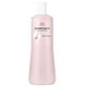 thumbnail image 1 of Activador Wella Shinefinity para uso con brocha y tazón, 1000 ml, 1 of 1