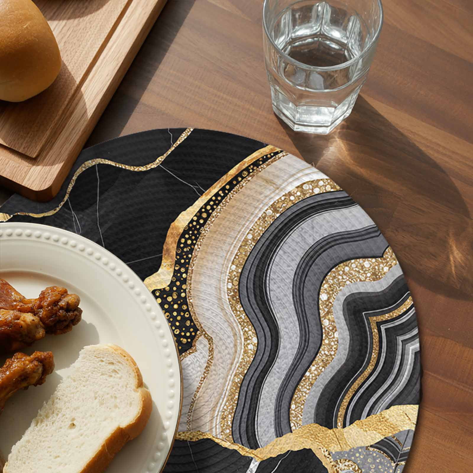 Round Placemats Set of 4 Black Marble Texture Place Mats Washable Woven Placemat Abstract Gold Fluid Circle Braided Table Mat for Kitchen Dining Table Party Home Decor 15 Inch