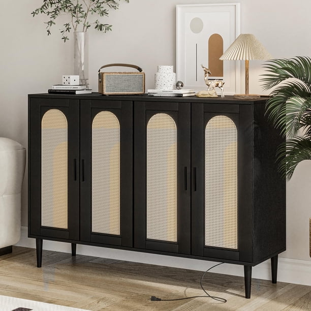 QinaQin Aparador buffet con 4 puertas de ratán, contactos integrados y repisas ajustables, ideal como coffee bar o mueble de almacenamiento para comedor, cocina o sala