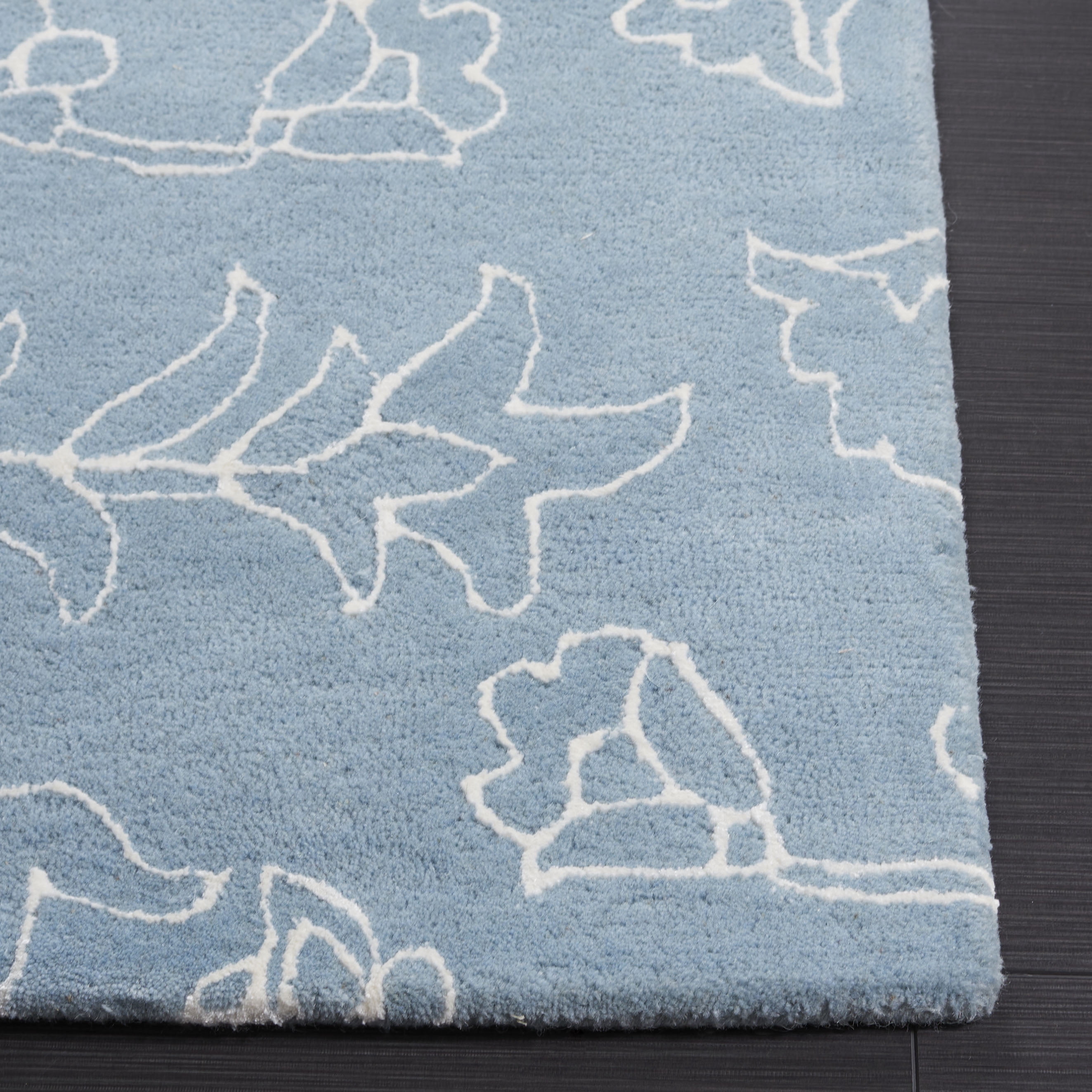 SAFAVIEH Fifth Avenue Deena Floral Area Rug, Blue/Ivory, 8' x 10'