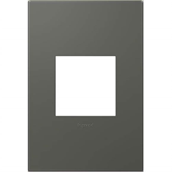 Legrand adorne Assiette Murale à 1 Bande Toucher Doux Gris Mousse AWP1G2MO6