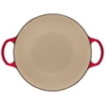 thumbnail image 3 of Horno holandés Le Creuset Signature de hierro fundido de 7,5 cuartos de galón, color cereza, 3 of 5