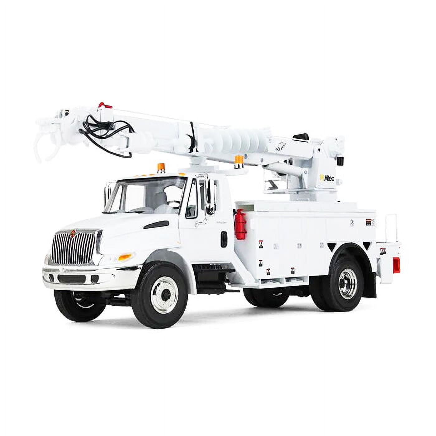 First Gear International DuraStar Toy Truck with Digger Derrick
