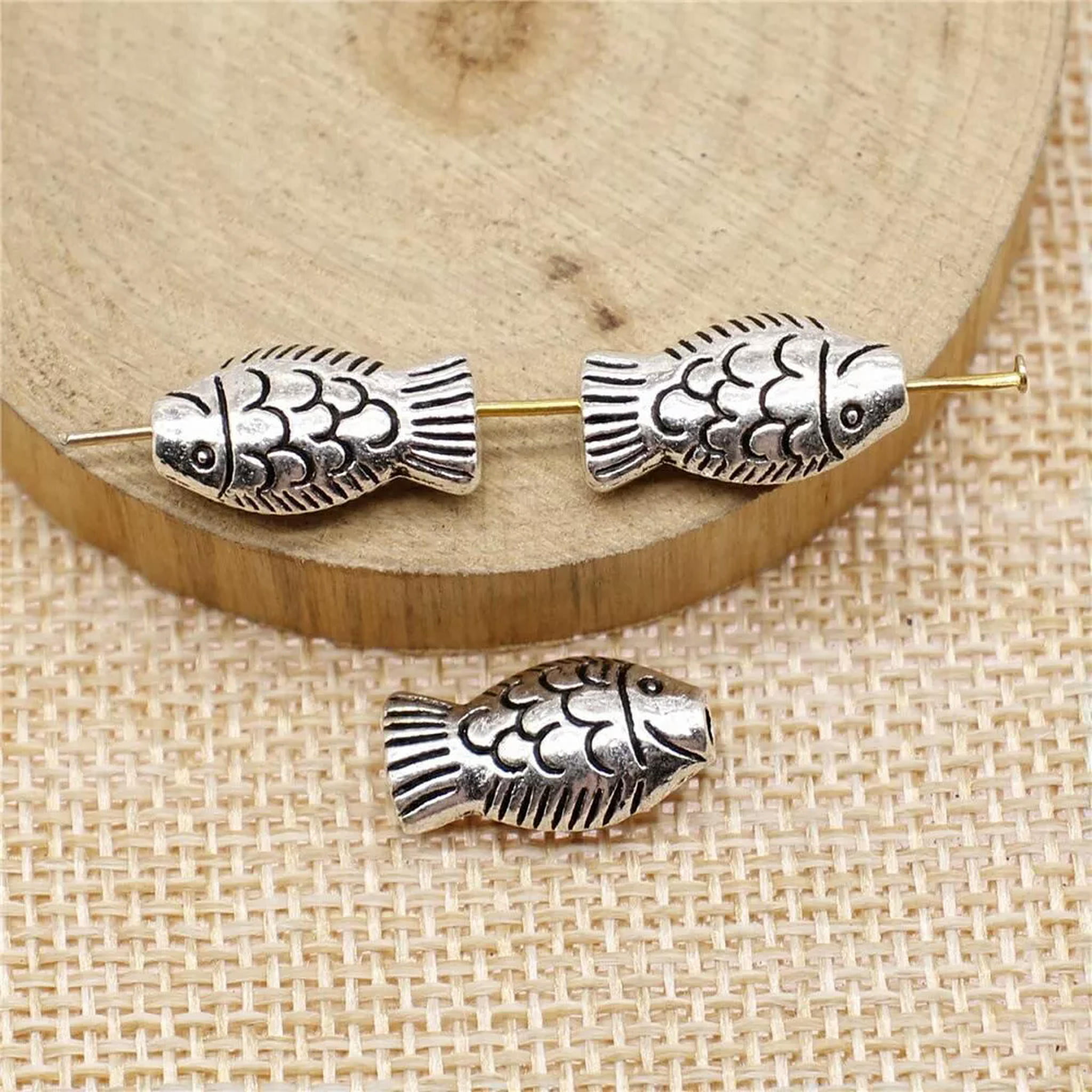 HOOUN 90 Pcs Antique Silver Fish Spacers 17x9MM B14286