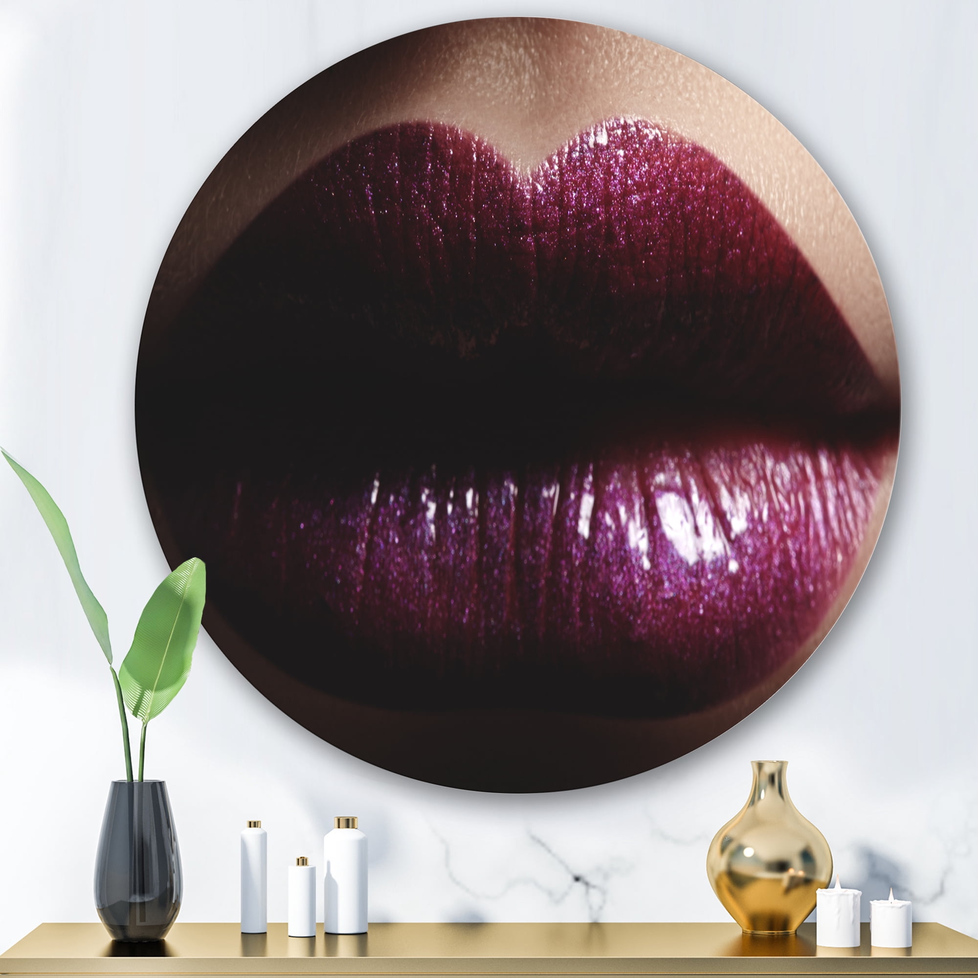 Designart 'Close-Up Of Woman Plump Lips With Glitter' Modern Circle Metal Wall Art 29x29 - Disc of 29