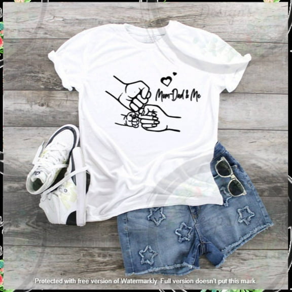 Family Inspired Kids T-shirt (boy/girl) - Mom Dad  me - Fist Bump - Great for any occasion