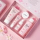 thumbnail image 4 of Set de regalo para el cuidado de la piel Blopuivo Sakura Kit de viaje para el cuidado de la piel (5 piezas), 4 of 9