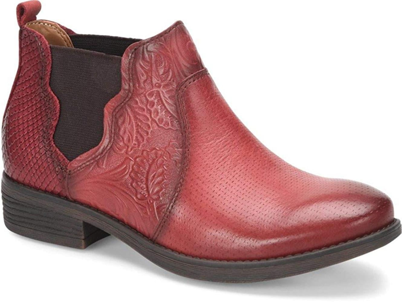 chelsea boots round toe
