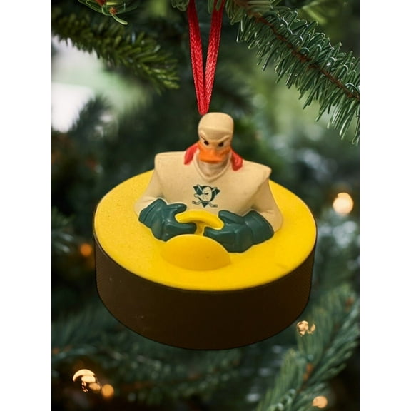ORNAMENT Disney 1996 Mighty Ducks Sliding Puck 3” Figure Figurine Charm Dangler