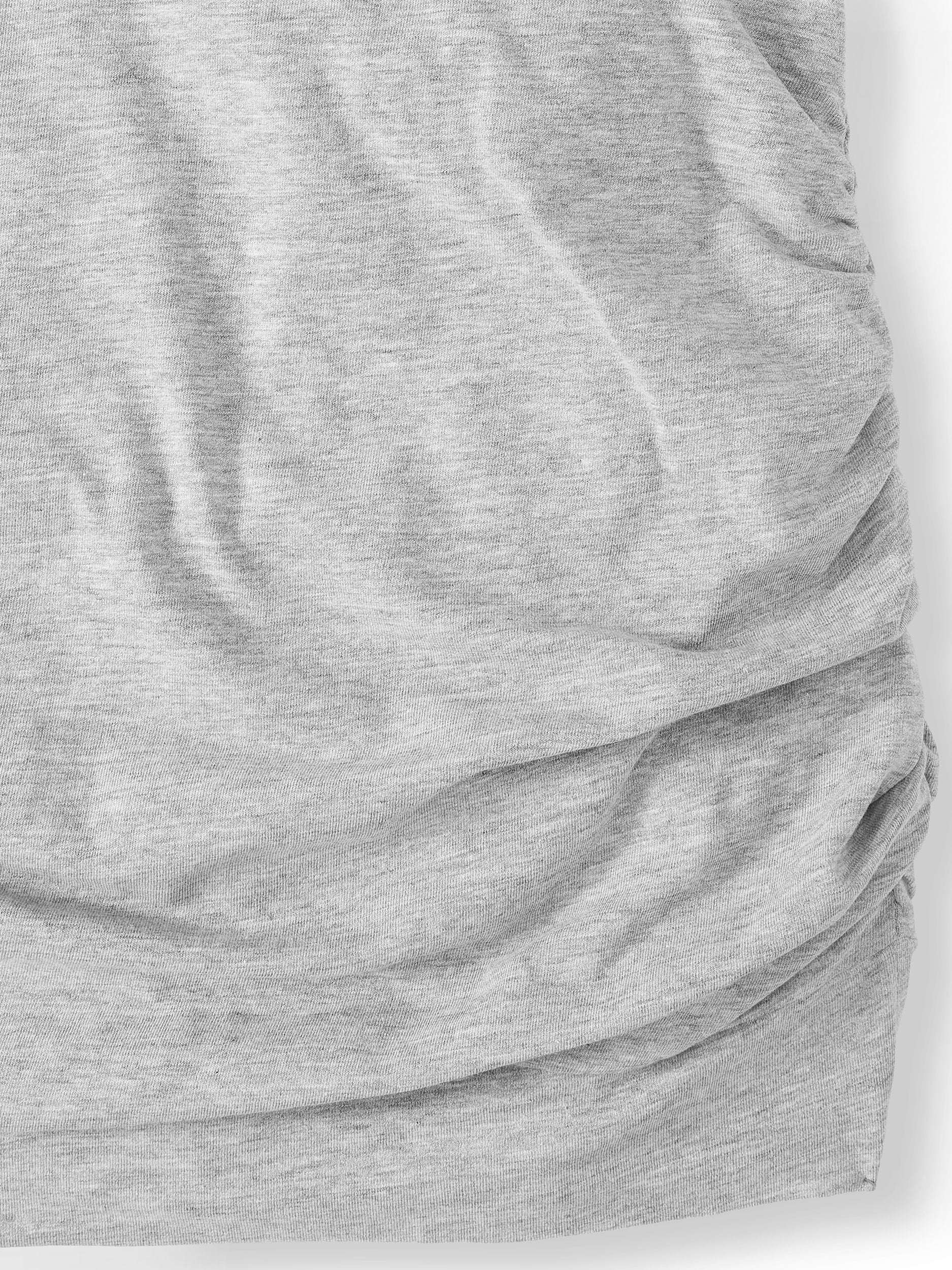 Oh! Mamma Maternity Women's V-Neck T-Shirt, 2-Pack (Women's & Women's Plus)