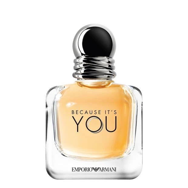 porque eres tú de giorgio armani eau de parfum spray (probador) 3.4 oz para mujer botella frontal centrada de vidrio transparente con perfume ámbar, texto frontal "BECAUSE IT'S YOU" y logo Emporio Armani en la base, tapón metálico redondo con anillos, fondo blanco. A menudo usado como muestra para pruebas olfativas en mostradores de perfumería.