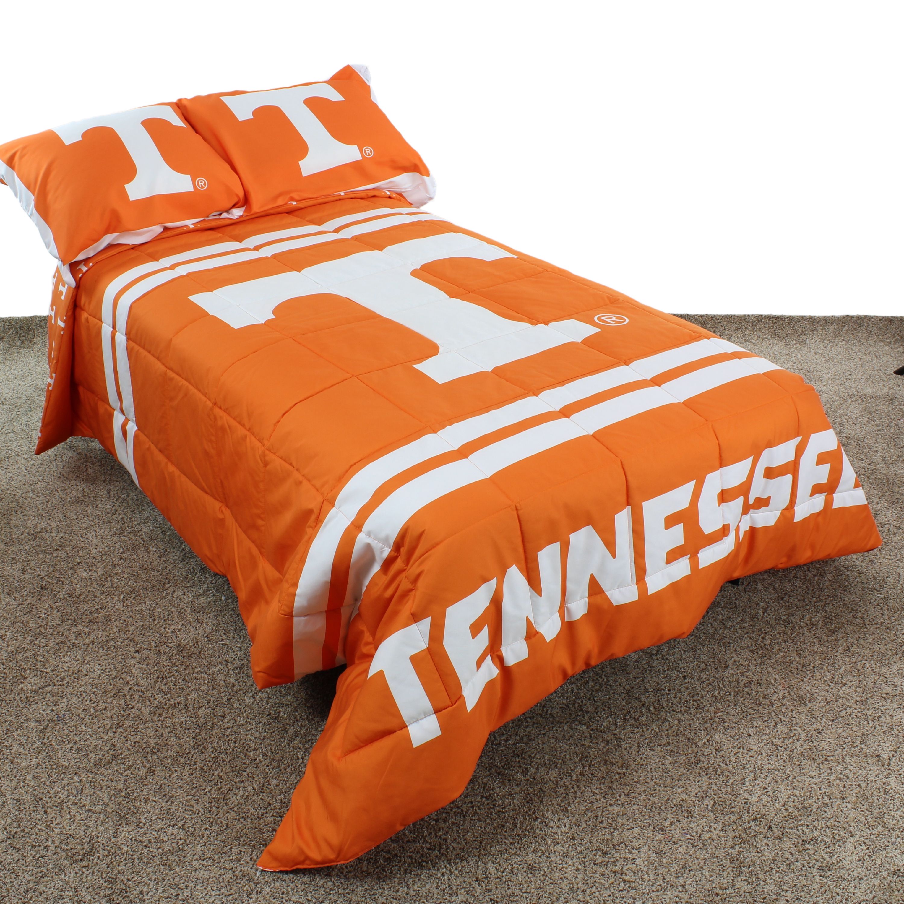 Tennessee Volunteers 3 Pc Reversible Polyester Comforter Set, 1 Comforter, 2 Shams, Full