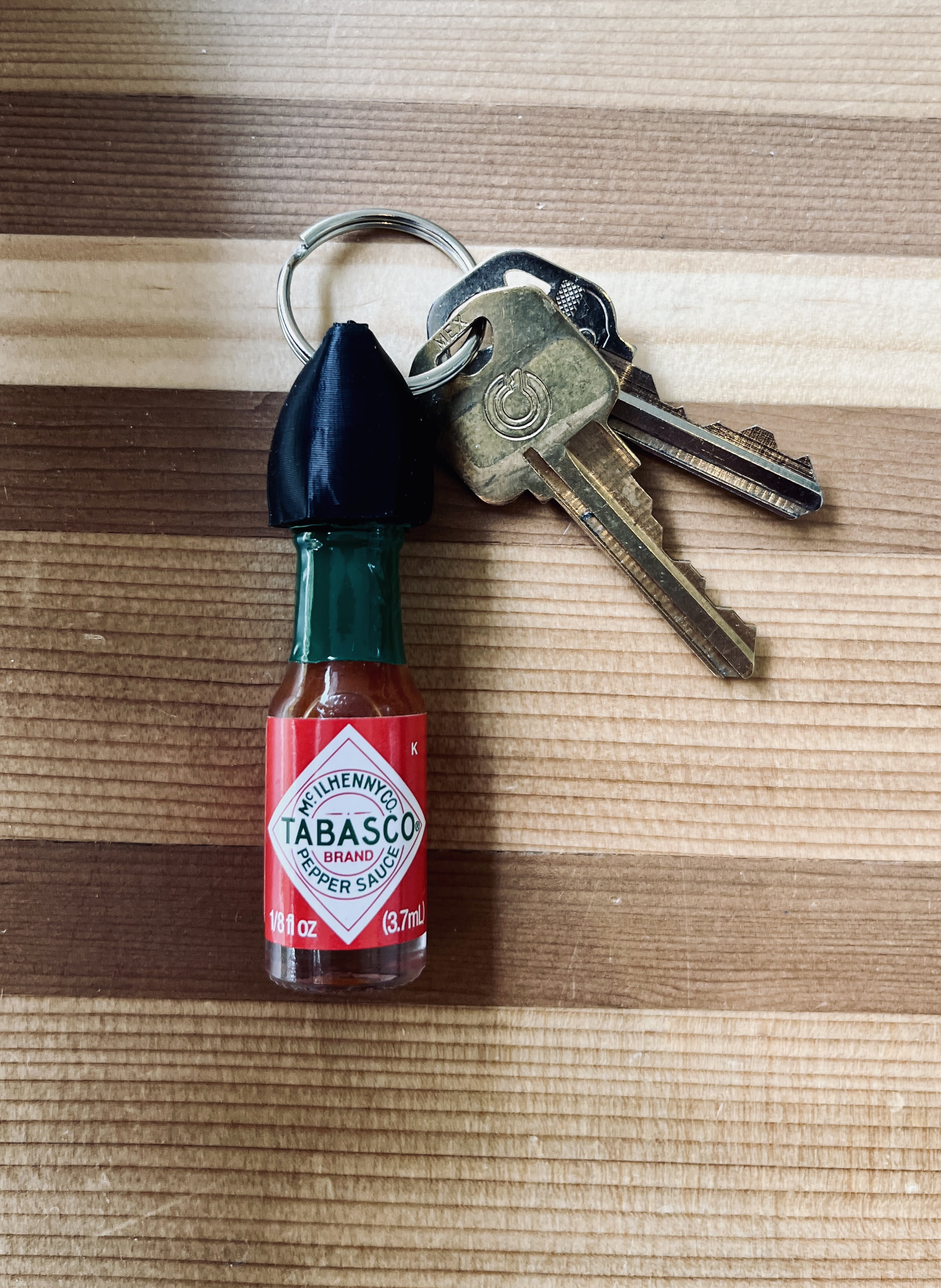 Atlantic Rush Mini Tabasco Hot Sauce Keychain - Includes 3 Mini Hot Sauce Bottles (.35oz) with Travel Hot Sauce Key Chain and Refill Funnel - Red