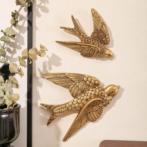 Dserhfy 1/2Pcs Carving Swallow Wall Sculpture Decoration Golden Flying Bird Wall Art Home Bedroom Living Room Bathroom Wall Decorative Sign