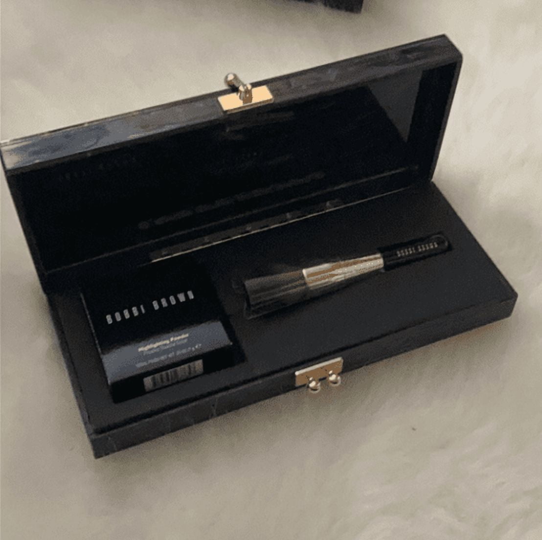 Bobbi Brown Edie Parker Customizable Set- Limited Edition Highlighting Powder, Full Coverage Face Brush, and Clutch Case