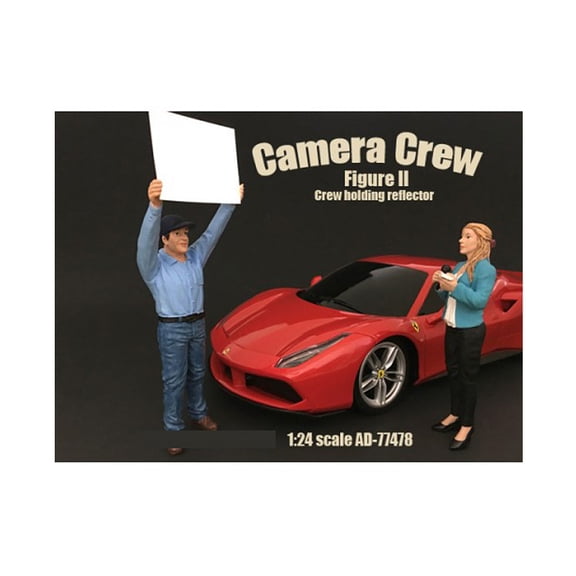 Camera Crew Figure II "Crew Holding Reflector" For 1:24 Scale Models by American Diorama