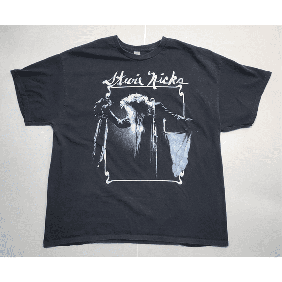 Stevie Nicks 2023 Tour Retro Concert Graphic T-Shirt