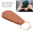thumbnail image 3 of Clip Para Sombrero, Elegante Y Fácil De Operar Clip Magnético Para Sombrero Cuero De PU Ampliamente Aplicable Para Adultos Para Mochila Para Bolso, 3 of 7