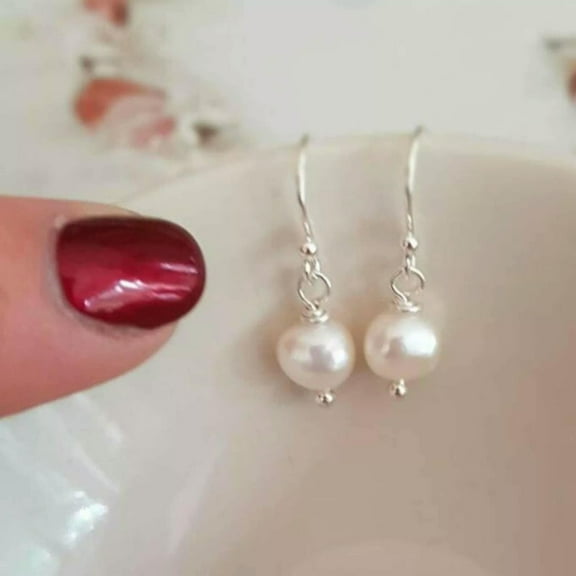 K-KED Beautiful Natural 8-9mm White Freshwater Pearl Silver Hook Earring Gift